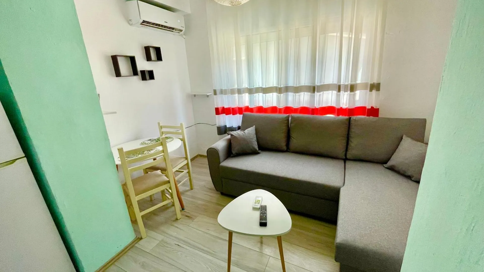 Superb Studio Apartment Near To The City Center 地拉那