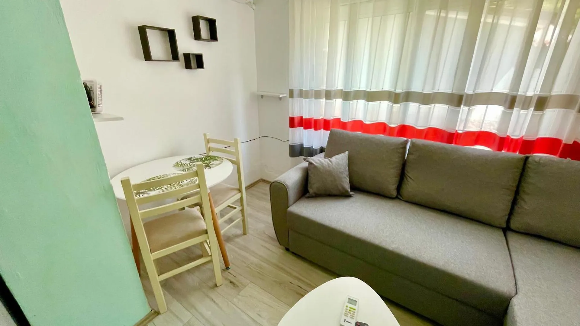 Superb Studio Apartment Near To The City Center 地拉那 阿尔巴尼亚