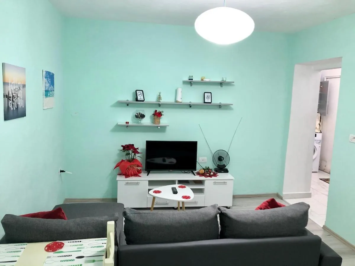 Superb Studio Apartment Near To The City Center Tirana 0*,