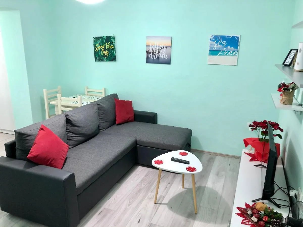 טיראנה Superb Studio Apartment Near To The City Center