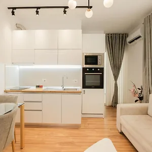 Apartment Miku Apartment-stunning At Taiwan, Tirana