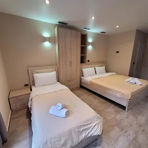 Bed & Breakfast 21-rooms, Tirana